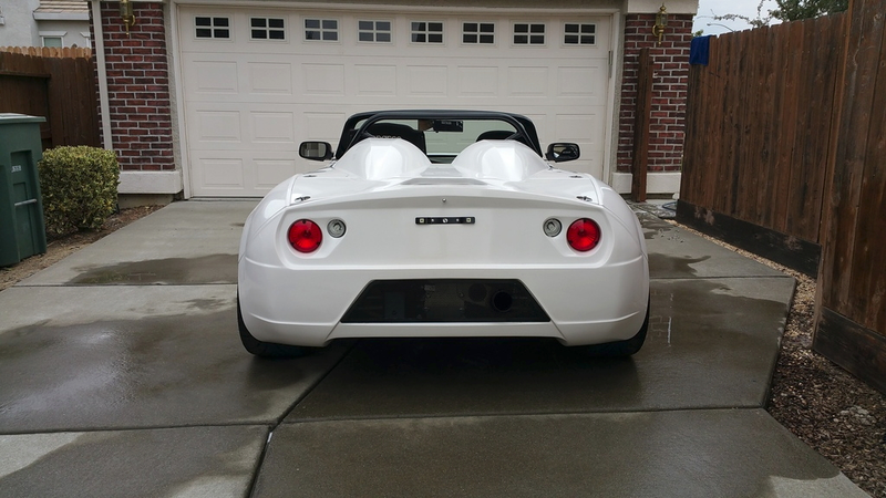 Illustration for article titled For $25,000, You Could Own This 2014 Factory Five Racing 818S